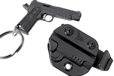 4-Blade-Tech-Holster-Firearm-Keychain-1911-rangeview-sports-canada