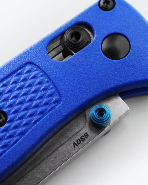 2024-04-20_355d836d-969e-444b-9e9c-526128ab2838_768x.webp Benchmade Bugout 535 Folding Knife - Blue - Image 4